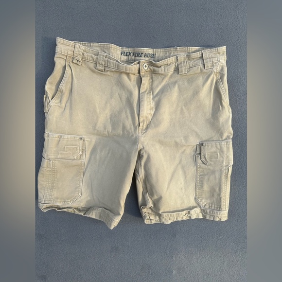 Duluth Trading Flex Fire Hose Cargo Shorts Size‎ 46 - Picture 1 of 7